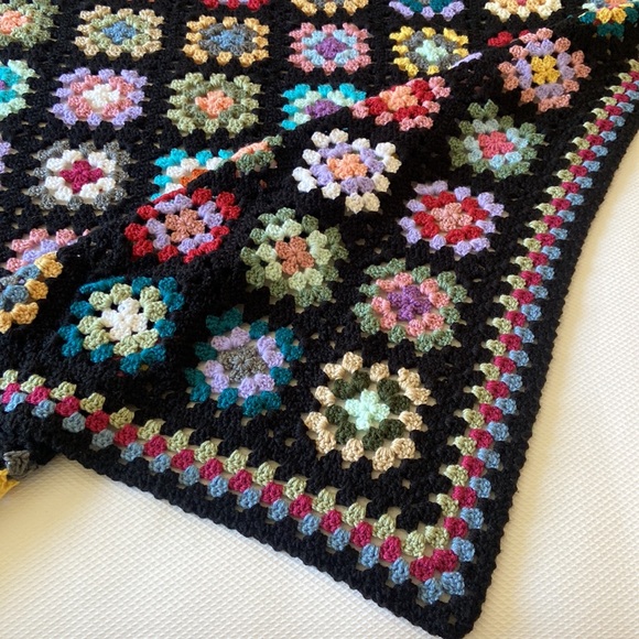 Large Vibrant Crocheted Blanket - Picture 2 of 3